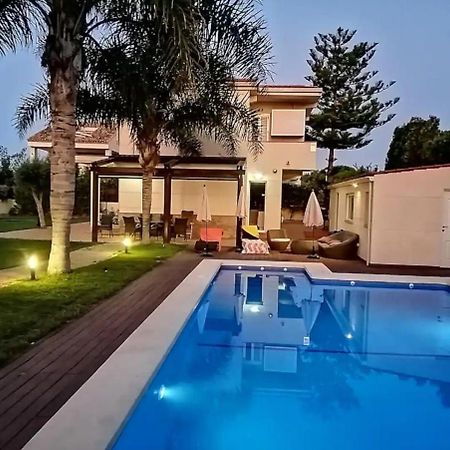 Casa Junto Al Mar Con Jardin Villa Almarda Luaran gambar